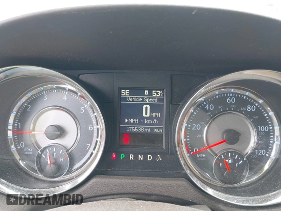 2015 Chrysler Town & Country Touring with VIN 2C4RC1BG6FR513993, listed as a IAAI auction lot 42189211 with 175,538 mi miles. Bid and sale history available at carsss.com. Image 7.
