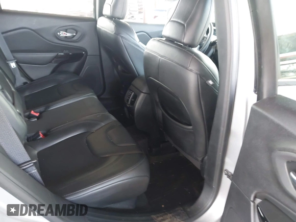 2021 Jeep Cherokee Altitude z VIN 1C4PJLLB2MD237081, wystawiony jako IAAI lot #41965687 z przebiegiem 76 701 mil mil oraz . Historia ofert i sprzedaży dostępna na DreamBid. Obrazek 8.