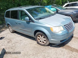 2008 Chrysler Town & Country Touring with VIN 2A8HR54P28R760003, listed as a IAAI auction lot 42464375 with 154,354 mi miles and . Bid and sale history available at DreamBid. Image 1.