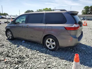 2015 Toyota Sienna LE AAS с VIN 5TDKK3DC3FS637513, выставлен на аукционе Copart как лот 57473035 с пробегом 133 997 миль миль и Списание • Salvage title. История ставок и продаж доступна на DreamBid. Изображение 2.