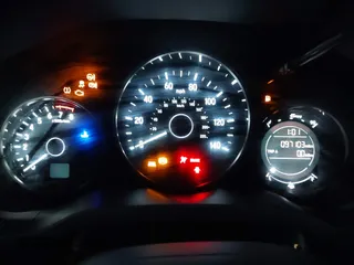 2018 Honda HR-V EX-L Navi with VIN 3CZRU5H75JM702110, listed as a IAAI auction lot 41005796 with 97,103 mi miles. Bid and sale history available at carsss.com. Image 7.