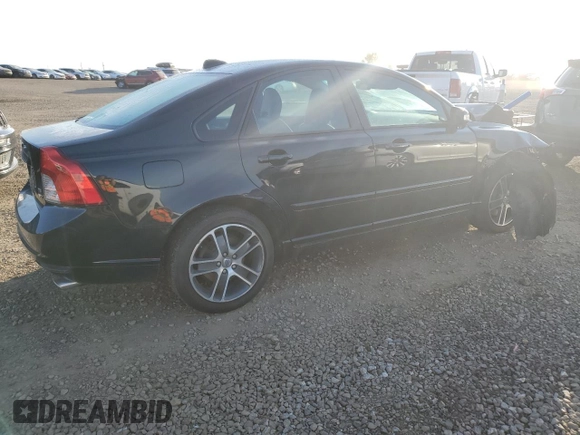 2010 Volvo S40 R-Design with VIN YV1672MH4A2507873, listed as a Copart auction lot 71633534 with 145,152 mi miles and Salvage Title. Bid and sale history available at carsss.com. Image 3.