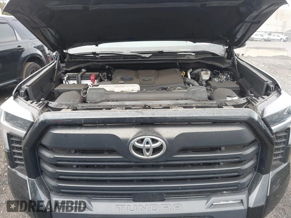 2022 Toyota Tundra 2WD SR5 with VIN 5TFLA5AB1NX001339, listed as a IAAI auction lot 40515694 with 47,644 mi miles. Bid and sale history available at carsss.com. Image 10.