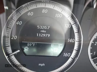 2011 Mercedes-Benz E-Class E 350 Luxury with VIN WDDHF5GB3BA276245, listed as a IAAI auction lot 42062138 with 112,979 mi miles. Bid and sale history available at carsss.com. Image 16.