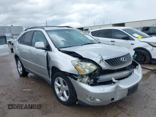 2008 Lexus RX 350 with VIN 2T2GK31U78C052640, listed as a IAAI auction lot 40298330 with 101,682 mi miles and . Bid and sale history available at DreamBid. Image 1.