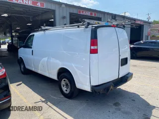 2017 Chevrolet Express Cargo with VIN 1GCWGAFF7H1324799, listed as a IAAI auction lot 42886617 with 214,293 mi miles and . Bid and sale history available at DreamBid. Image 4.