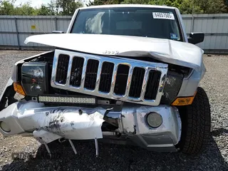 2007 Jeep Commander Sport z VIN 1J8HG48P47C691235, wystawiony jako Copart lot #64057505 z przebiegiem 135 641 mil mil oraz Szkoda całkowita • Salvage title. Historia ofert i sprzedaży dostępna na DreamBid. Obrazek 15.