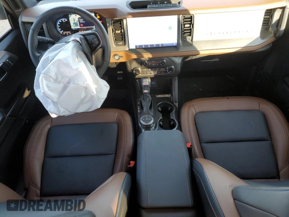 2024 Ford Bronco Outer Banks with VIN 1FMDE8BHXRLB04524, listed as a Copart auction lot 87458424 with 837 mi miles and Salvage Title. Bid and sale history available at DreamBid. Image 8.