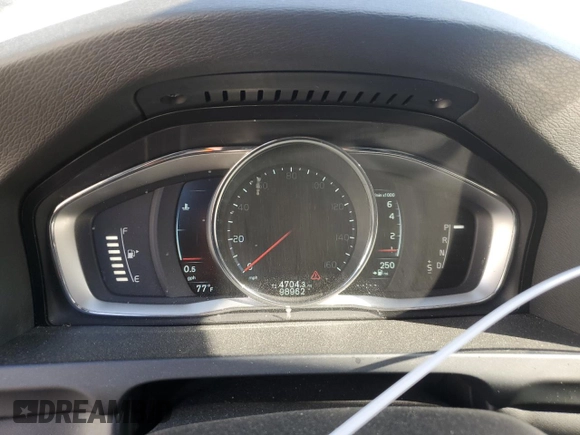 2015 Volvo S60 T5 Drive-E Premier с VIN YV140MFK2F1350695, выставлен на аукционе Copart как лот 53275725 с пробегом 98 962 миль миль и Списание • Salvage title. История ставок и продаж доступна на DreamBid. Изображение 9.