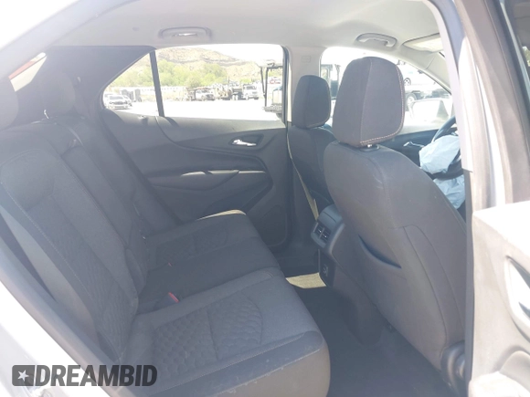2020 Chevrolet Equinox LT with VIN 3GNAXLEX2LS609943, listed as a IAAI auction lot 42014464 with 80,942 mi miles. Bid and sale history available at carsss.com. Image 8.