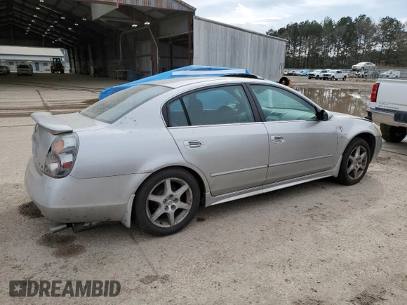 2003 Nissan Altima SE z VIN 1N4BL11D53C289991, wystawiony jako Copart lot #46164355 z przebiegiem 131 437 mil mil oraz Szkoda całkowita • Salvage title. Historia ofert i sprzedaży dostępna na DreamBid. Obrazek 3.