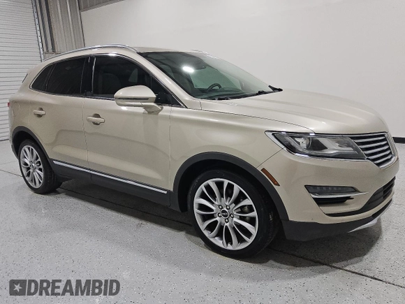 2017 Lincoln MKC Reserve with VIN 5LMCJ3C94HUL50945, listed as a Copart auction lot 61729945 with 66,179 mi miles and Clean title. Bid and sale history available at DreamBid. Image 4.