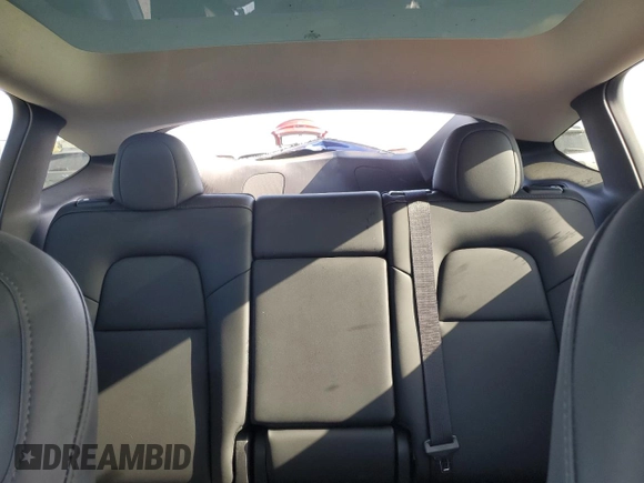 2024 Tesla Model Y Long Range с VIN 7SAYGDEEXRA223963, выставлен на аукционе Copart как лот 58442255 с пробегом 36 731 миль миль и Списание • Salvage title. История ставок и продаж доступна на DreamBid. Изображение 10.