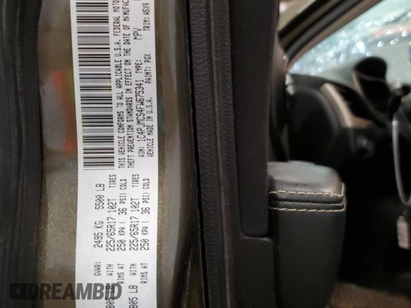 2015 Jeep Cherokee Latitude with VIN 1C4PJMCS4FW675341, listed as a Copart auction lot 51131425 with 123,302 mi miles and Clean Title. Bid and sale history available at DreamBid. Image 13.