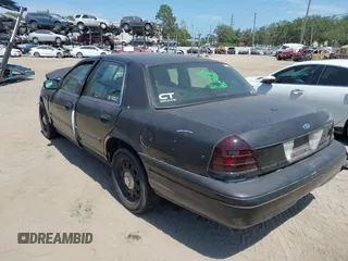 2009 Ford Police Interceptor с VIN 2FAHP71V79X135482, выставлен на аукционе IAAI как лот 42119989 с пробегом Не указан миль и . История ставок и продаж доступна на DreamBid. Изображение 3.