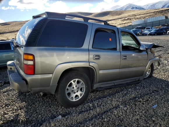 2003 Chevrolet Tahoe Z71 with VIN 1GNEK13T03R137393, listed as a Copart auction lot 86748334 with 0 mi miles and Salvage Title. Bid and sale history available at carsss.com. Image 3.