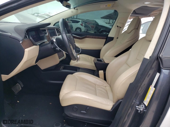2017 Tesla Model X 90D with VIN 5YJXCBE2XHF049084, listed as a Copart auction lot 48537783 with 54987 miles. Bid and sale history available at carsss.com. Image 7.