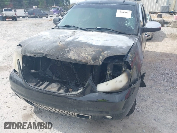 2007 GMC Yukon SLT z VIN 1GKFC13JX7J348408, wystawiony jako IAAI lot #41687021 z przebiegiem Nie podano mil oraz . Historia ofert i sprzedaży dostępna na DreamBid. Obrazek 6.