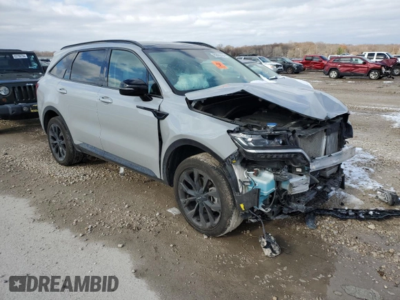 2023 Kia Sorento X-Line SX Prestige with VIN 5XYRKDLFXPG252920, listed as a Copart auction lot 82890104 with 31,904 mi miles and Salvage Title. Bid and sale history available at DreamBid. Image 4.