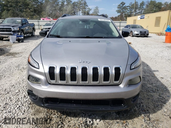2017 Jeep Cherokee Altitude z VIN 1C4PJLAB2HW603439, wystawiony jako Copart lot #78738534 z przebiegiem 145 207 mil mil oraz Szkoda całkowita • Salvage title. Historia ofert i sprzedaży dostępna na DreamBid. Obrazek 5.