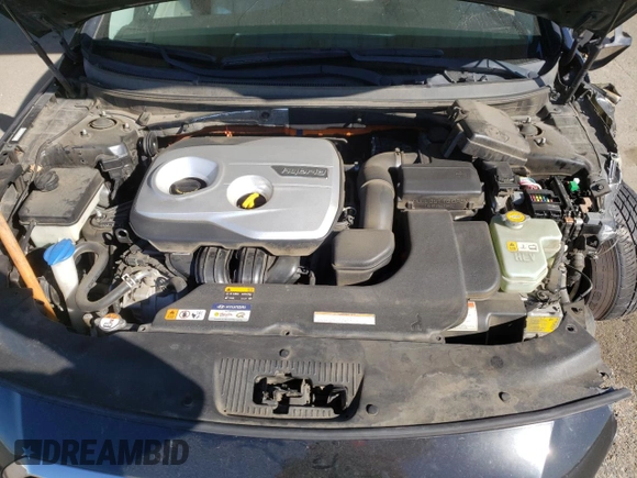 2017 Hyundai Sonata SE with VIN KMHE24L18HA051520, listed as a Copart auction lot 48121315 with 141,768 mi miles and Salvage Title. Bid and sale history available at DreamBid. Image 13.