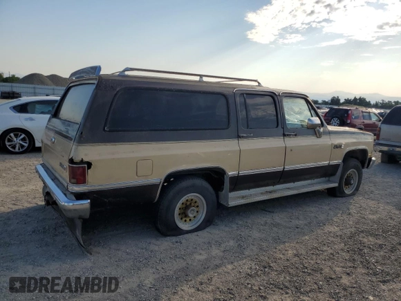 1987 GMC Suburban с VIN 1GKGV26K8HF511456, выставлен на аукционе Copart как лот 59530795 с пробегом 71 410 миль миль и Чистый • Clean title. История ставок и продаж доступна на DreamBid. Изображение 3.