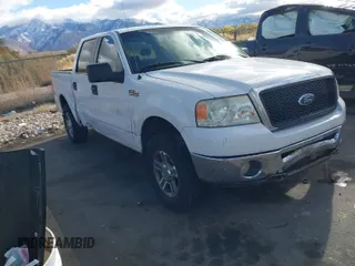 2007 Ford F-150 XLT with VIN 1FTPW14567KD58999, listed as a IAAI auction lot 40896476 with 210,997 mi miles. Bid and sale history available at carsss.com. Image 1.