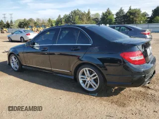 2013 Mercedes-Benz C 300 Sport с VIN WDDGF8AB1DG073490, выставлен на аукционе Copart как лот 54422695 с пробегом 99 047 миль миль и Списание • Salvage title. История ставок и продаж доступна на DreamBid. Изображение 2.
