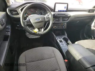 2022 Ford Escape SE z VIN 1FMCU0G63NUA24980, wystawiony jako Copart lot #42552545 z przebiegiem 56 063 mil mil oraz Szkoda całkowita • Salvage title. Historia ofert i sprzedaży dostępna na DreamBid. Obrazek 8.