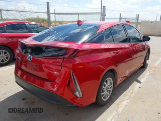 2017 Toyota Prius Plus with VIN JTDKARFP9H3067589, listed as a IAAI auction lot 42419797 with 92,164 mi miles and . Bid and sale history available at DreamBid. Image 4.