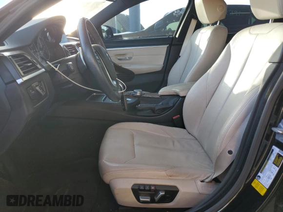 2016 BMW 4 Series 428i z VIN WBA4A9C50GG505822, wystawiony jako Copart lot #63792375 z przebiegiem 105 759 mil mil oraz Szkoda całkowita • Salvage title. Historia ofert i sprzedaży dostępna na DreamBid. Obrazek 7.