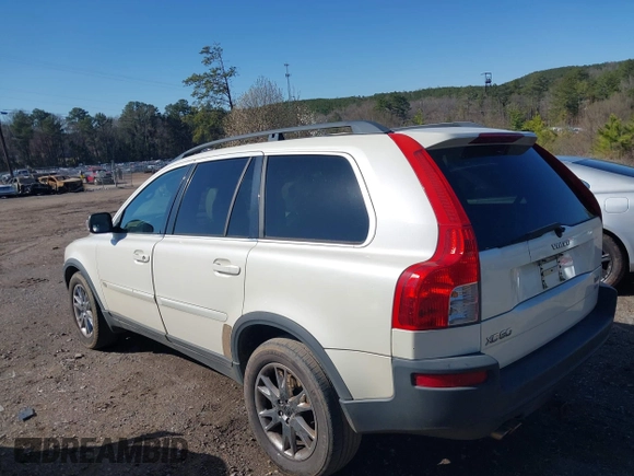 2006 Volvo XC90 4.4L V8 with VIN YV4CZ852X61243603, listed as a IAAI auction lot 41765061 with 213,542 mi miles. Bid and sale history available at carsss.com. Image 3.