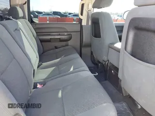 2008 Chevrolet Silverado 1500 1LT with VIN 3GCEC13J48G299099, listed as a IAAI auction lot 41309716 with 199,215 mi miles and . Bid and sale history available at DreamBid. Image 8.