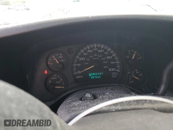 2003 Chevrolet Express Passenger with VIN 1GAHG39UX31231081, listed as a Copart auction lot 62132445 with 207,650 mi miles and Salvage title. Bid and sale history available at DreamBid. Image 9.