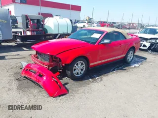 2006 Ford Mustang Standard with VIN 1ZVFT84N965234717, listed as a IAAI auction lot 41772347 with 53,356 mi miles and . Bid and sale history available at carsss.com. Image 21.