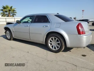 2006 Chrysler 300 C with VIN 2C3KA63H86H353248, listed as a Copart auction lot 52262875 with 138,281 mi miles and Salvage Title. Bid and sale history available at carsss.com. Image 2.