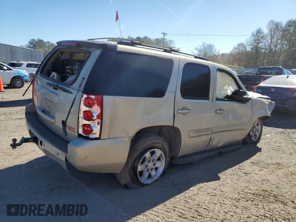 2008 GMC Yukon SLT w/4SB with VIN 1GKFC13JX8R178215, listed as a Copart auction lot 86160234 with 0 mi miles and Salvage Title. Bid and sale history available at carsss.com. Image 3.