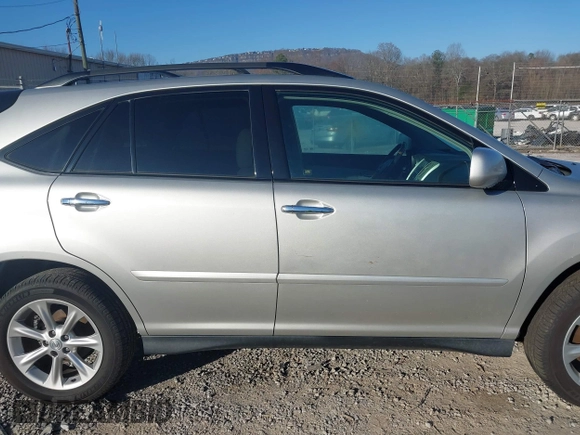 2008 Lexus RX 350 with VIN 2T2GK31U38C043837, listed as a IAAI auction lot 41599633 with 188,769 mi miles and . Bid and sale history available at DreamBid. Image 13.