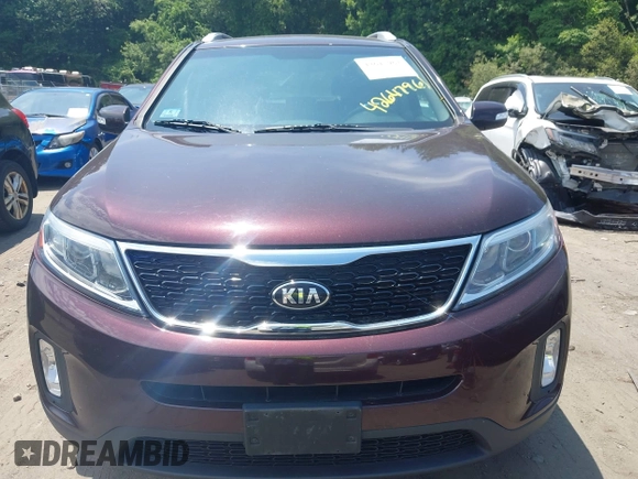 2014 Kia Sorento LX with VIN 5XYKTDA72EG537585, listed as a IAAI auction lot 42647961 with 98,138 mi miles and . Bid and sale history available at DreamBid. Image 6.