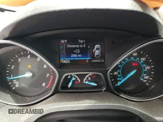 2016 Ford Escape SE z VIN 1FMCU9G9XGUC27074, wystawiony jako Copart lot #55788625 z przebiegiem 106 990 mil mil oraz Szkoda całkowita • Salvage title. Historia ofert i sprzedaży dostępna na DreamBid. Obrazek 9.