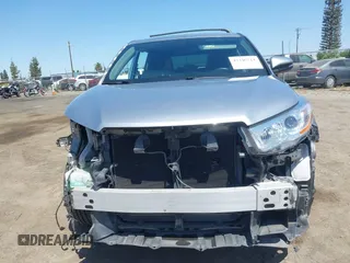 2016 Toyota Highlander LE Plus z VIN 5TDZKRFH2GS149519, wystawiony jako IAAI lot #42346714 z przebiegiem 76 682 mil mil oraz . Historia ofert i sprzedaży dostępna na DreamBid. Obrazek 13.