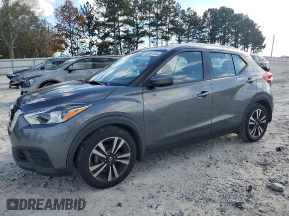 2020 Nissan Kicks SV with VIN 3N1CP5CV9LL535206, listed as a Copart auction lot 82087204 with 61,088 mi miles and Salvage Title. Bid and sale history available at carsss.com. Image 1.