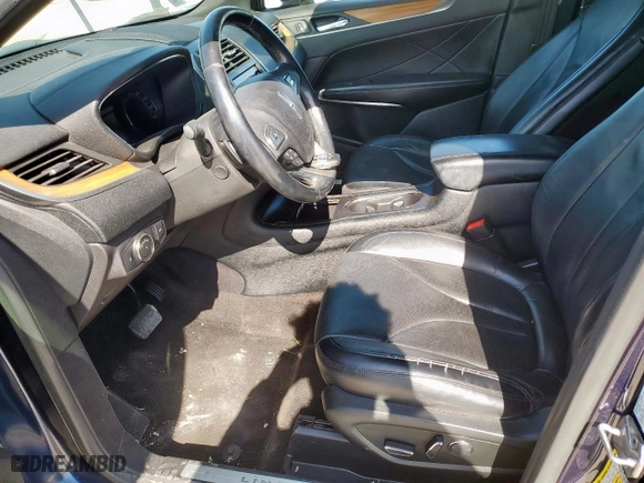 2015 Lincoln MKC with VIN 5LMTJ2AH4FUJ09873, listed as a Copart auction lot 52754965 with 162,511 mi miles and Clean Title. Bid and sale history available at carsss.com. Image 7.