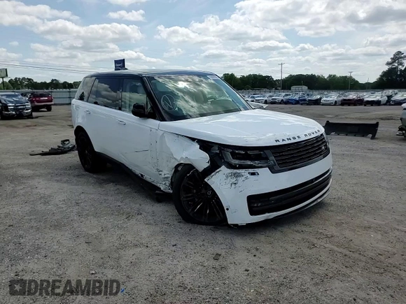 2024 Land Rover Range Rover SE with VIN SALKPBFU4RA209767, listed as a Copart auction lot 55828995 with 15,212 mi miles and Salvage title. Bid and sale history available at DreamBid. Image 15.
