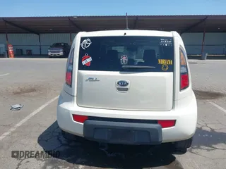 2010 Kia Soul + with VIN KNDJT2A28A7078333, listed as a IAAI auction lot 42097259 with 165,243 mi miles. Bid and sale history available at carsss.com. Image 16.