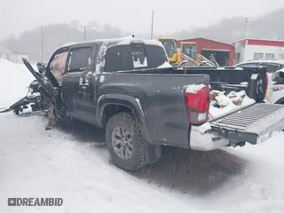 2019 Toyota Tacoma 4WD SR with VIN 3TMCZ5AN6KM283675, listed as a IAAI auction lot 41245232 with 35,337 mi miles. Bid and sale history available at carsss.com. Image 3.