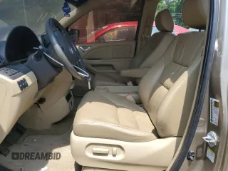 2008 Honda Odyssey Touring z VIN 5FNRL38968B025520, wystawiony jako Copart lot #60799645 z przebiegiem 116 592 mil mil oraz Szkoda całkowita • Salvage title. Historia ofert i sprzedaży dostępna na DreamBid. Obrazek 7.