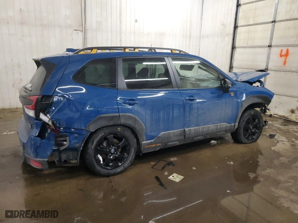 2022 Subaru Forester Wilderness with VIN JF2SKALC7NH512394, listed as a Copart auction lot 44644515 with 42,802 mi miles and Salvage Title. Bid and sale history available at carsss.com. Image 3.