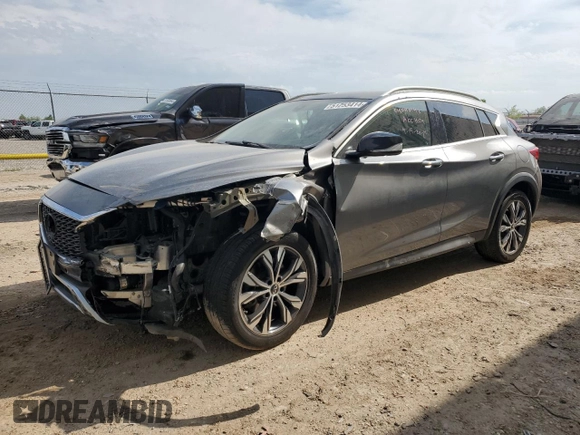 2018 Infiniti QX30 Premium with VIN SJKCH5CR9JA048389, listed as a Copart auction lot 51253414 with 62,644 mi miles and Salvage Title. Bid and sale history available at carsss.com. Image 1.