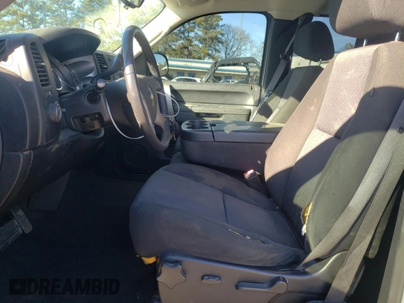 2010 Chevrolet Silverado 1500 LT with VIN 1GCSCSE01AZ116017, listed as a Copart auction lot 86832804 with 168,782 mi miles and Salvage Title. Bid and sale history available at DreamBid. Image 7.